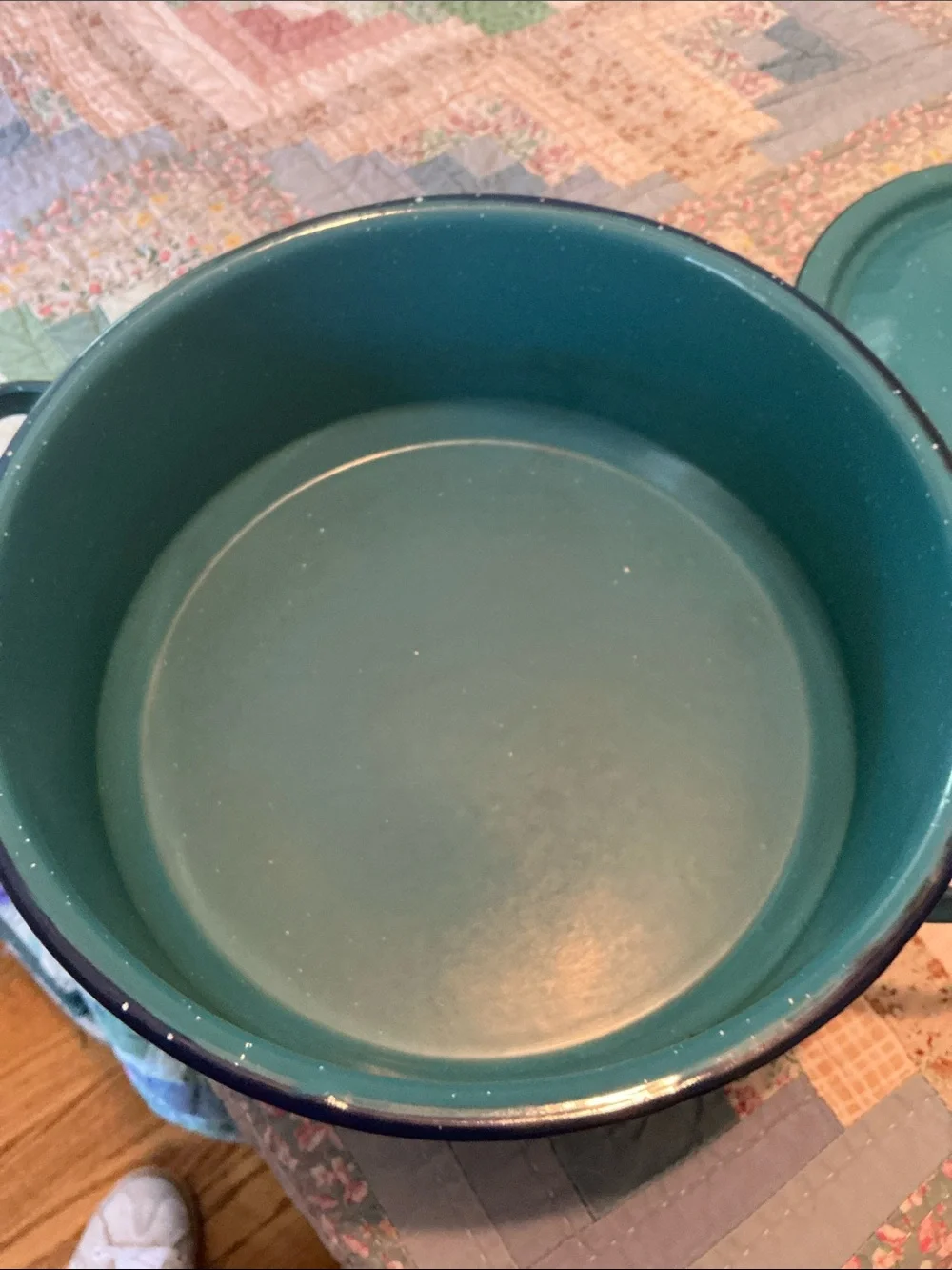 Vintage Enamel Covered Dutch Oven - Teal Farmhouse